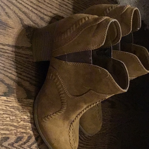 Boots - Picture 1 of 1